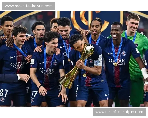 转会巴黎圣日耳曼：从梦想到绿茵新篇章