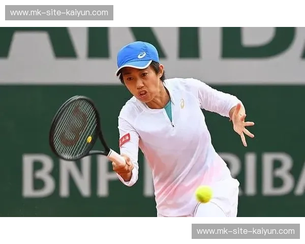 网坛双姝的耀眼对决：科内特与张帅，不止是胜负的较量